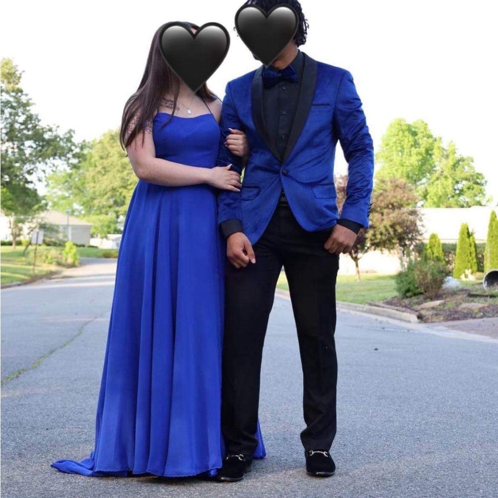 Prom dress only worn once, Price is negotiable